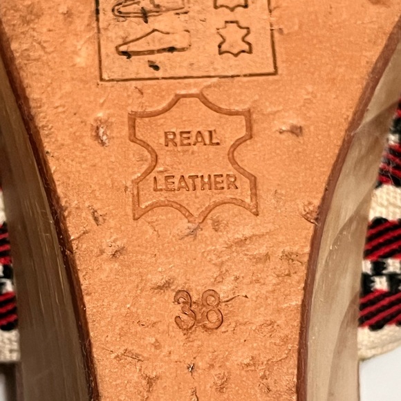 Anthropologie Sandals in Chic Boho printed front fabric strap and bow - Picture 9 of 9